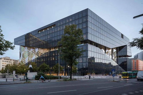 2020全球十大玻璃建筑 立面剛柔融合的建筑美學